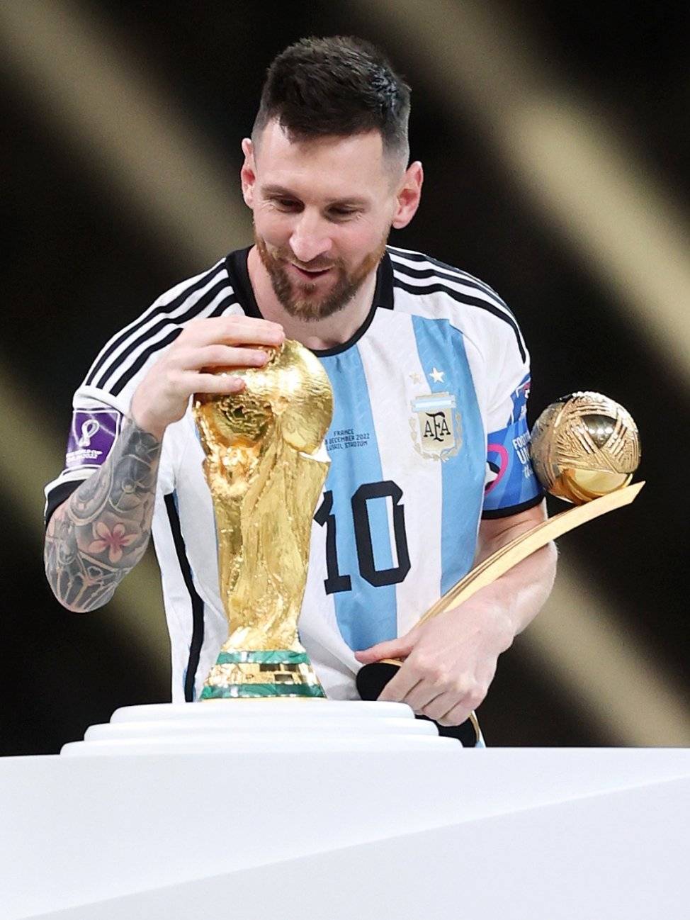 其卓越的技 其卓越的技