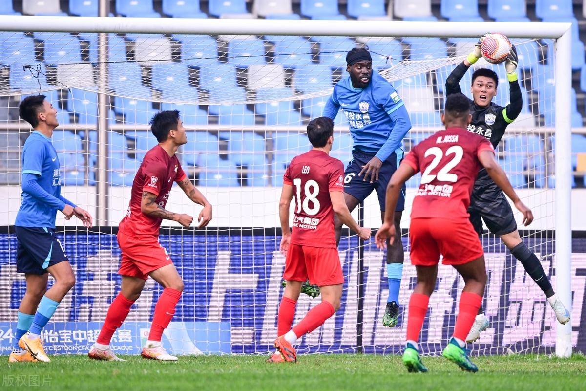 了其卓越的 了其卓越的