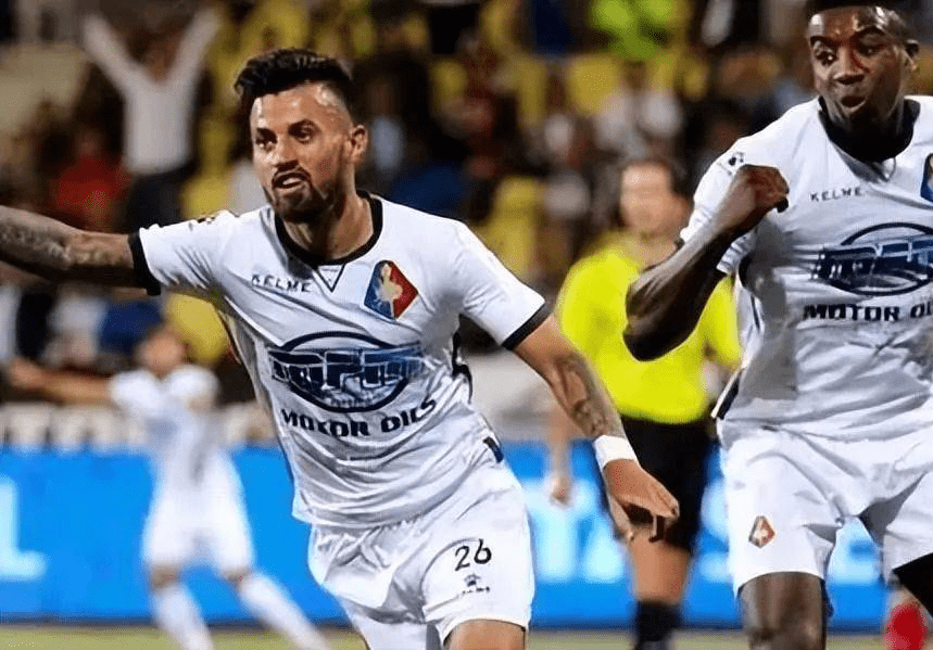 在欧洲足坛 在欧洲足坛