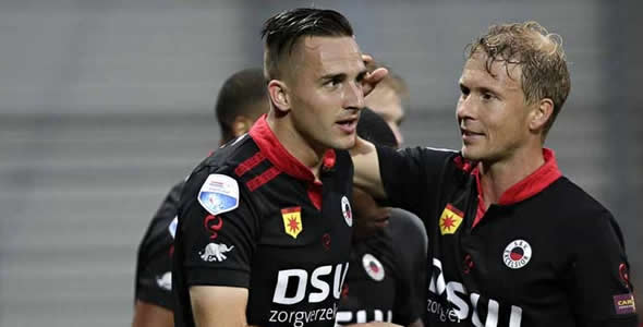 与此同时 与此同时