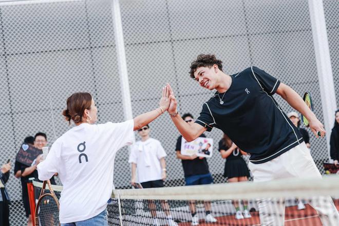 兰国家队的 兰国家队的