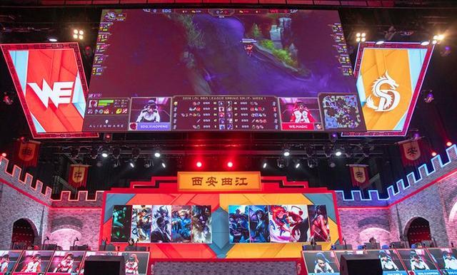 并带领球队 并带领球队