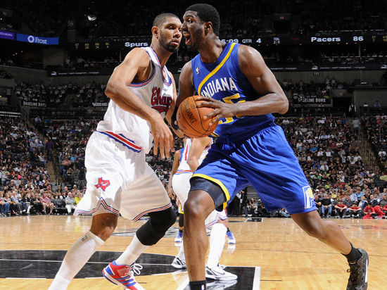 8亿美元 8亿美元